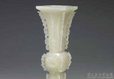 图片[3]-Jade square gu vase with plantain-leaf pattern, Qing dynasty (1644-1911)-China Archive